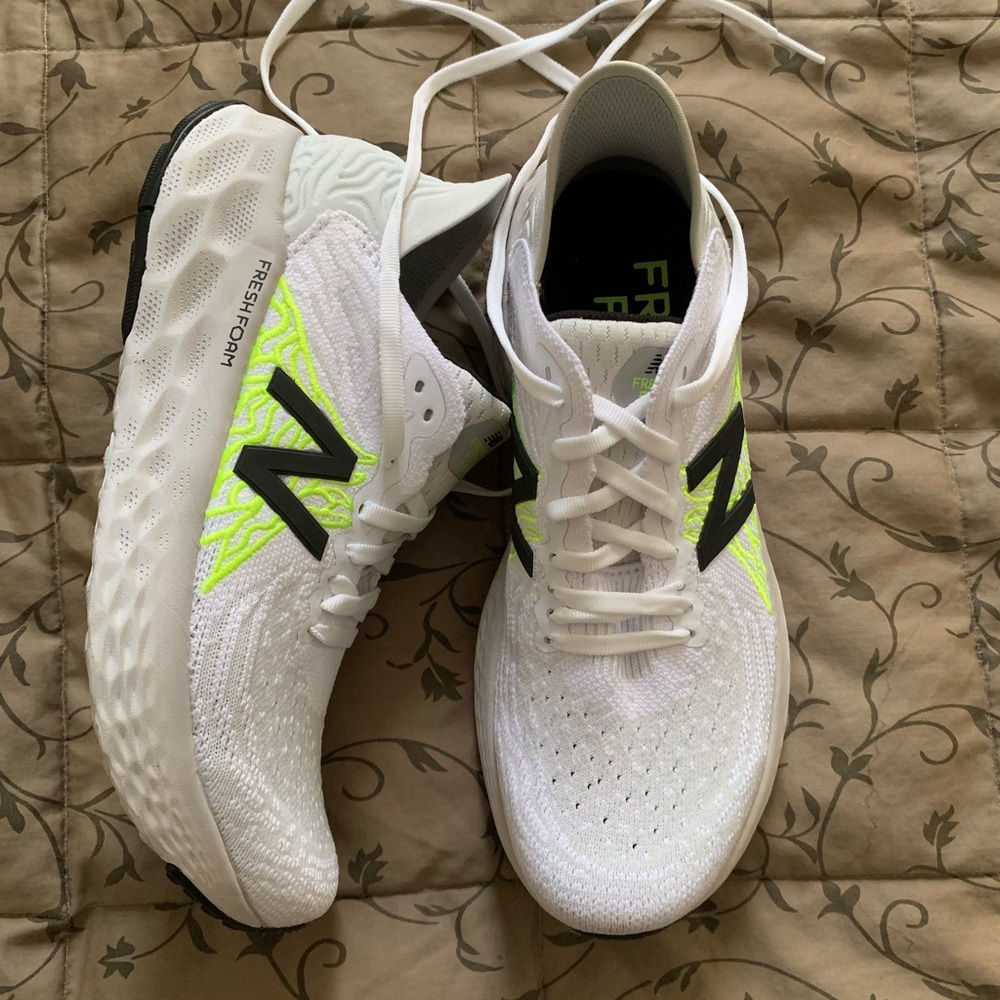 Women’s / New Balance 1080 / US size 8 M